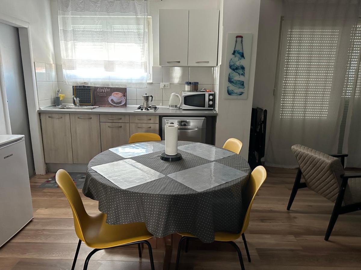Sibenik Apartment Luaran gambar
